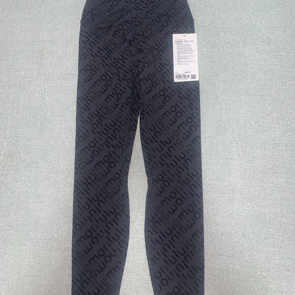 lululemon NWT Alig High-Rise Pant 25" 4 Flux Wordmark Black Multi - Picture 1 of 13